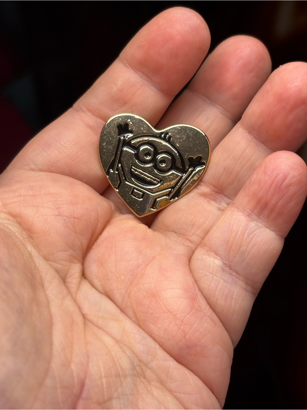 Gold Heart Minion Enamel Pin - Unbranded